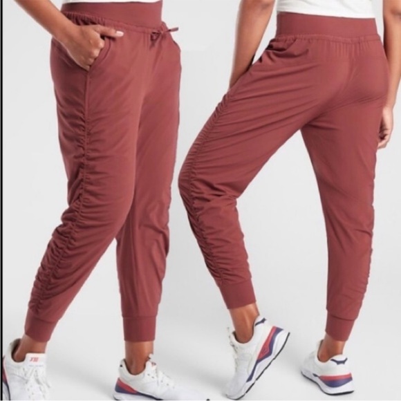 Athleta Attitude Lined Pants size 6 Coral - Picture 1 of 4